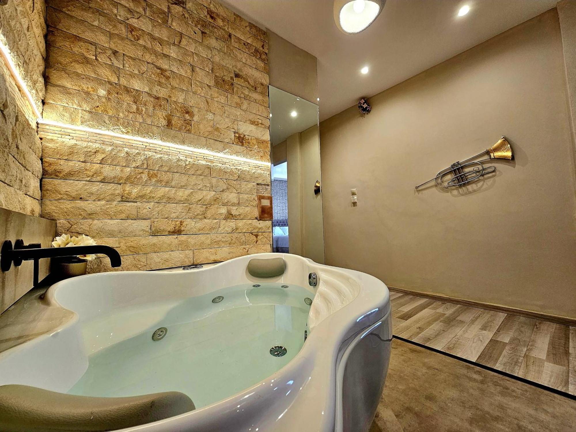 Golden City Center Suites Родос Экстерьер фото